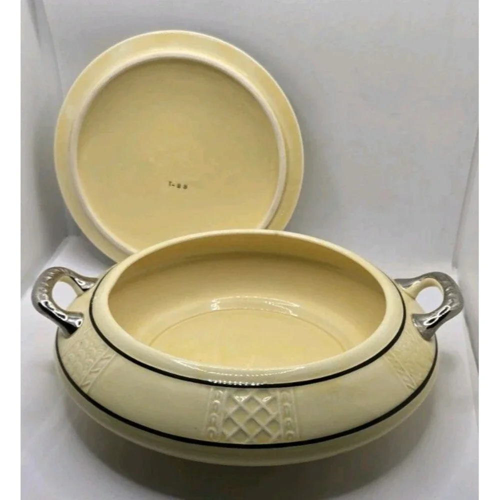 VTG H. L. 1929 Trellis Casserole w Lid Yellow Black Line Platinum Handles MCM